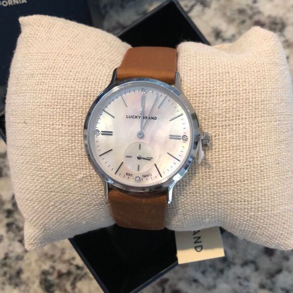 Lucky Brand Ventana Leather Mother of Pearl watch New with tags  LW00156 - Picture 2 of 8